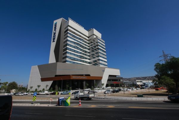 medicana international izmir